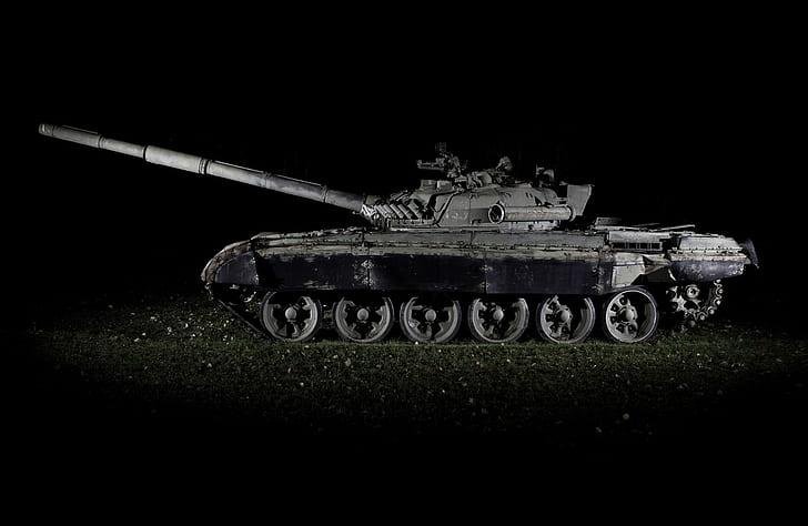 Armoured defence system in low light